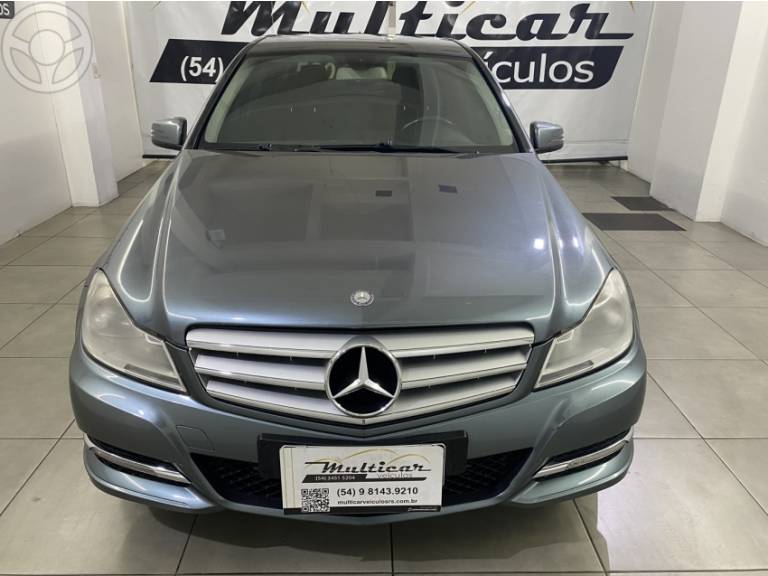 MERCEDES-BENZ - C 180 1.8 CGI CLASSIC 16V TURBO 4P AUTOMÁTICO - 2012/2012 - CINZA - R$ 69.900,00