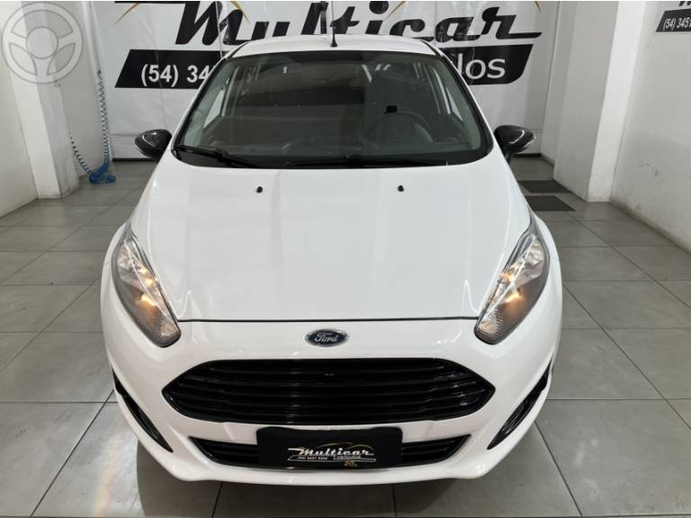 FORD - FIESTA 1.6 SE HATCH 16V FLEX 4P MANUAL - 2017/2017 - BRANCA - R$ 55.900,00