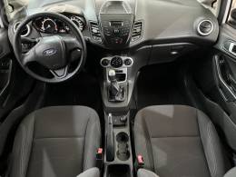 FORD - FIESTA 1.6 SE HATCH 16V FLEX 4P MANUAL - 2017/2017 - BRANCA - R$ 55.900,00