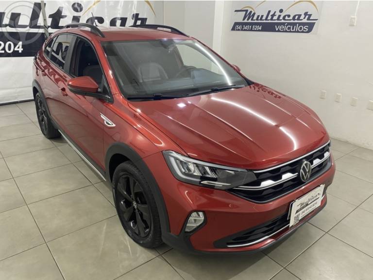 VOLKSWAGEN - NIVUS 1.0 TSI HIGHLINE FLEX 4P AUTOMÁTICO - 2022/2023 - VERMELHA - R$ 123.900,00