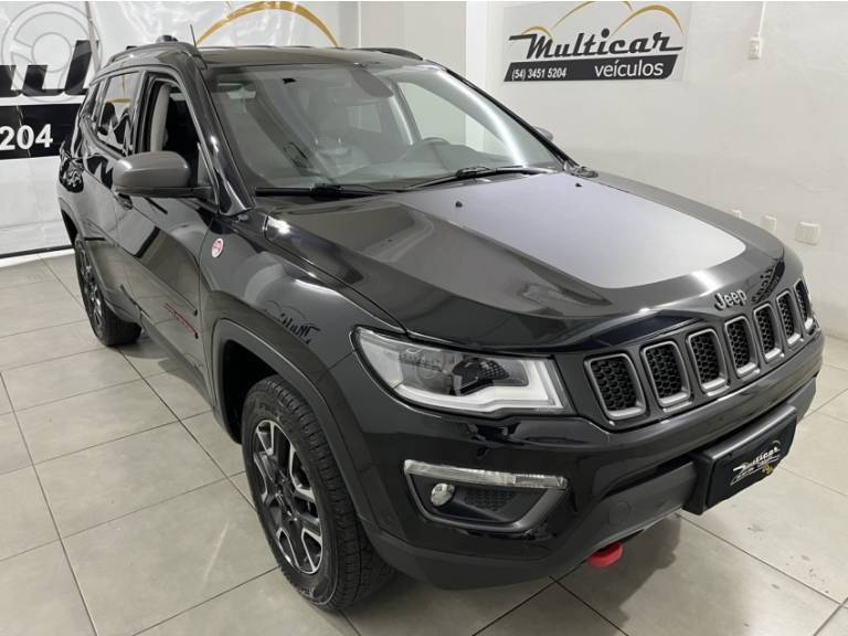 JEEP - COMPASS 2.0 16V DIESEL TRAILHAWK 4X4 AUTOMÁTICO - 2021/2021 - PRETA - R$ 128.900,00