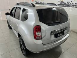 RENAULT - DUSTER 2.0 TECH ROAD 4X2 16V FLEX 4P MANUAL - 2013/2014 - PRATA - R$ 52.900,00