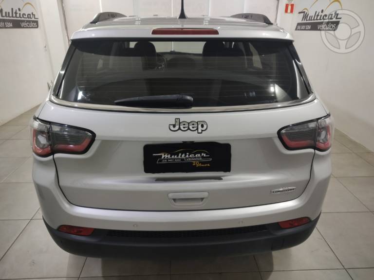 JEEP - COMPASS 2.0 16V FLEX LONGITUDE AUTOMÁTICO - 2017/2017 - PRATA - R$ 89.000,00