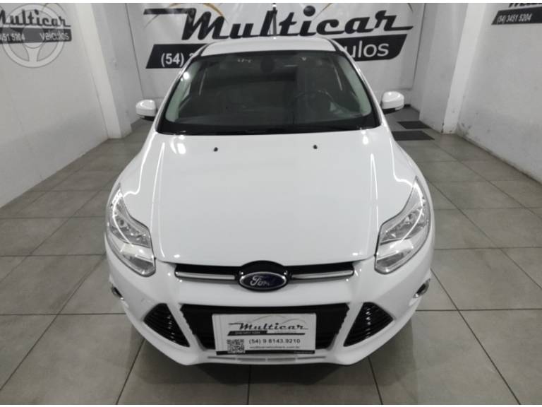 FORD - FOCUS 2.0 TITANIUM HATCH 16V FLEX 4P AUTOMÁTICO - 2015/2015 - BRANCA - R$ 56.900,00