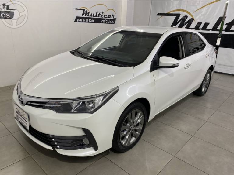 TOYOTA - COROLLA 2.0 XEI 16V FLEX 4P AUTOMÁTICO - 2019/2019 - BRANCA - R$ 104.900,00