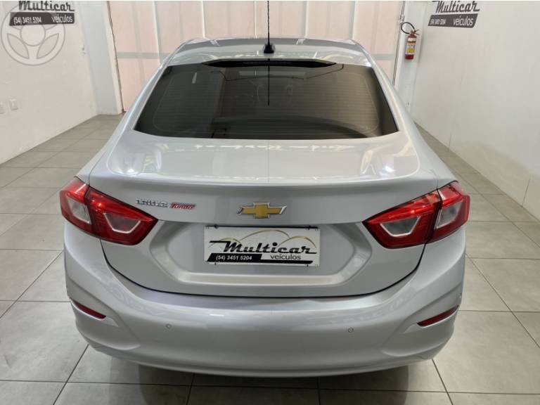 CHEVROLET - CRUZE 1.4 TURBO LT 16V FLEX 4P AUTOMÁTICO - 2018/2019 - PRATA - R$ 93.900,00