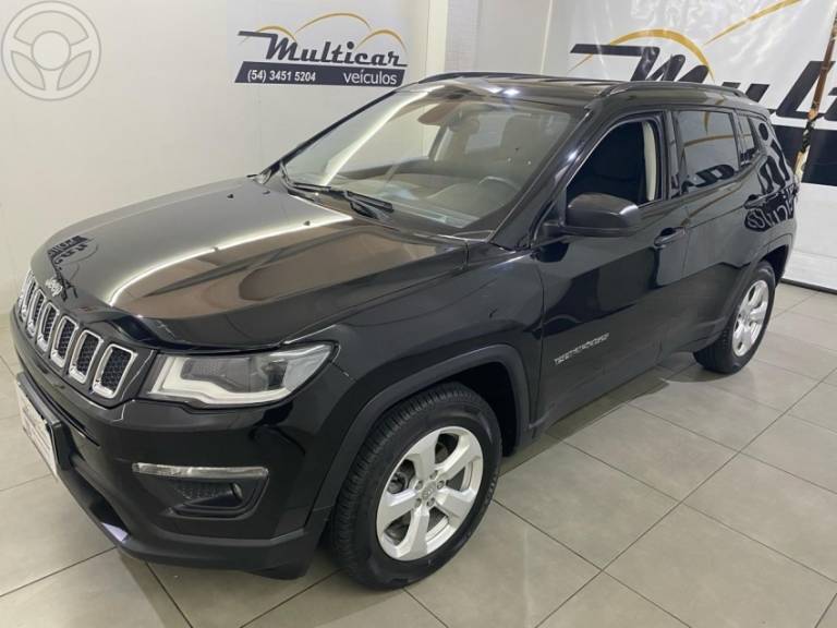 JEEP - COMPASS 2.0 SPORT 4X2 16V 4P AUTOMÁTICO - 2017/2018 - PRETA - R$ 92.900,00