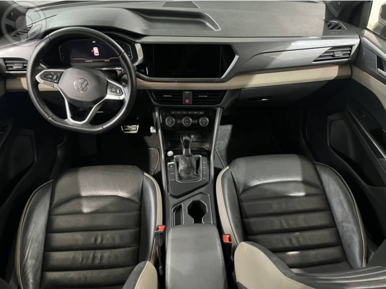 VOLKSWAGEN - TAOS 1.4 16V LAUNCHING TSI FLEX 4P AUTOMÁTICO - 2022/2022 - BEGE - R$ 147.900,00