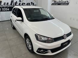 VOLKSWAGEN - GOL 1.6 MSI TOTALFLEX TRENDLINE 4P MANUAL - 2017/2018 - BRANCA - R$ 46.900,00