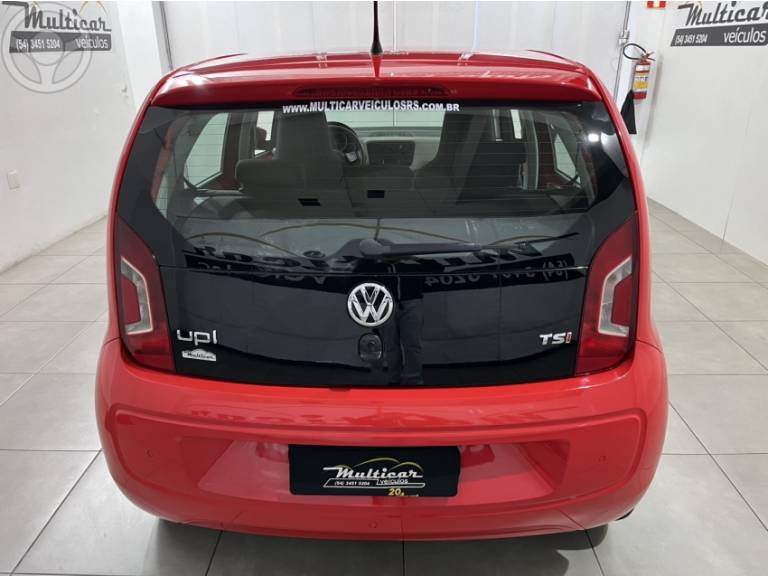 VOLKSWAGEN - UP 1.0 MPI MOVE UP 12V FLEX 4P MANUAL - 2016/2017 - VERMELHA - R$ 54.500,00