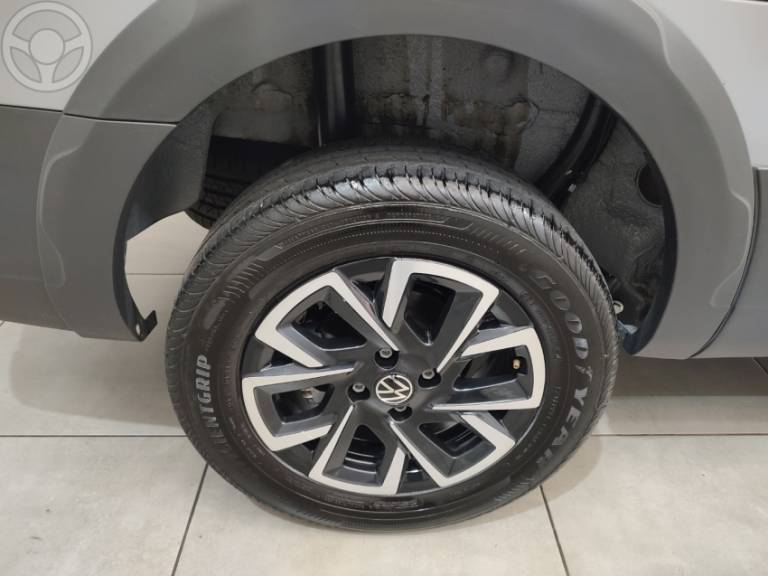 VOLKSWAGEN - SAVEIRO 1.6 MSI EXTREME CD 16V FLEX 2P MANUAL - 2024/2025 - CINZA - R$ 108.500,00