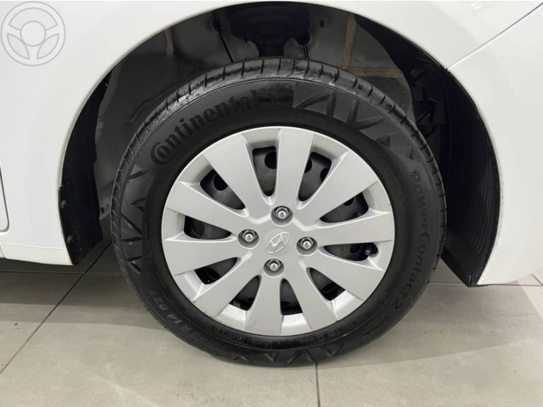 HYUNDAI - HB20 1.0 UNIQUE 12V FLEX 4P MANUAL - 2019/2019 - BRANCA - R$ 54.900,00