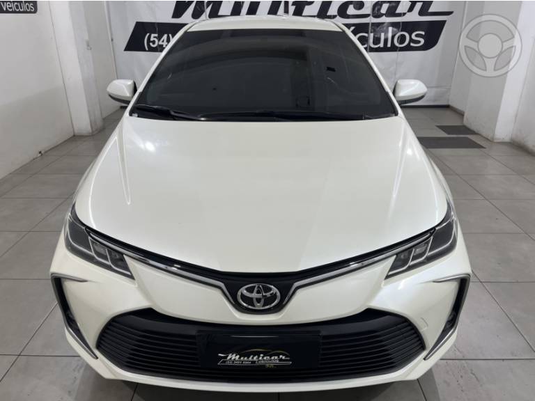 TOYOTA - COROLLA 2.0 XEI 16V FLEX 4P AUTOMÁTICO - 2020/2020 - BRANCA - R$ 119.900,00