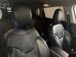 JEEP - COMPASS 2.0 SPORT 4X2 16V 4P AUTOMÁTICO - 2016/2017 - BRANCA - R$ 91.900,00