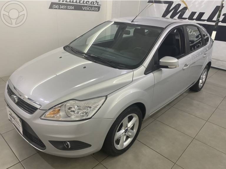 FORD - FOCUS 2.0 GLX 16V FLEX 4P MANUAL - 2012/2013 - PRATA - R$ 45.500,00