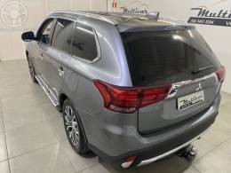 MITSUBISHI - OUTLANDER 3.0 GT 4X4 V6 24V 4P AUTOMÁTICO - 2018/2018 - CINZA - R$ 122.000,00