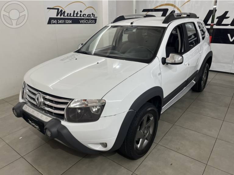 RENAULT - DUSTER 2.0 DYNAMIQUE 4X2 16V FLEX 4P AUTOMÁTICO - 2013/2014 - BRANCA - R$ 53.500,00