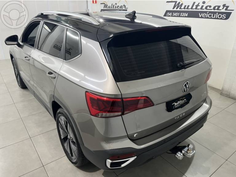VOLKSWAGEN - TAOS 1.4 16V LAUNCHING TSI FLEX 4P AUTOMÁTICO - 2022/2022 - BEGE - R$ 147.900,00