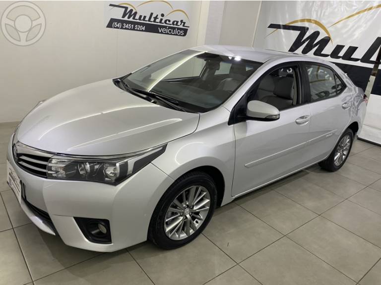 TOYOTA - COROLLA 2.0 XEI 16V FLEX 4P AUTOMÁTICO - 2016/2017 - PRATA - R$ 91.900,00