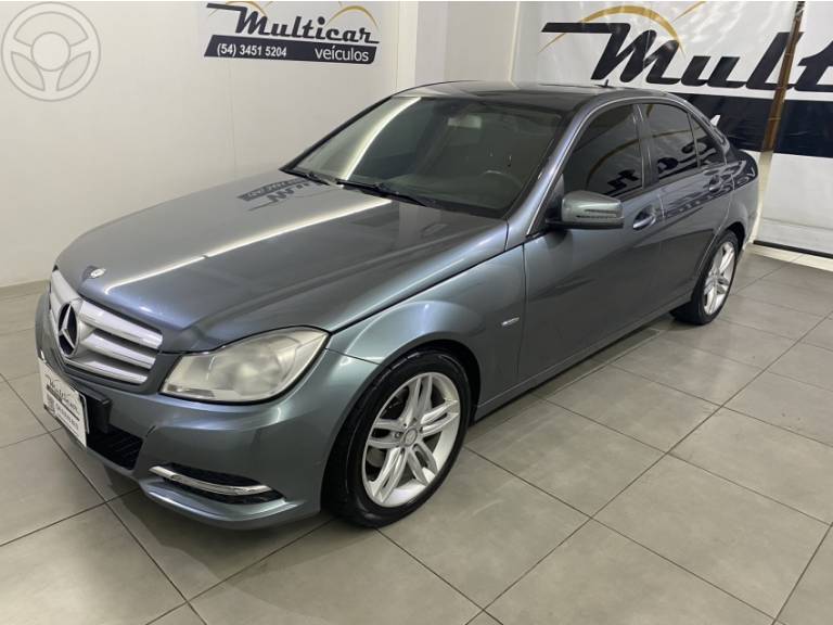 MERCEDES-BENZ - C 180 1.8 CGI CLASSIC 16V TURBO 4P AUTOMÁTICO - 2012/2012 - CINZA - R$ 69.900,00