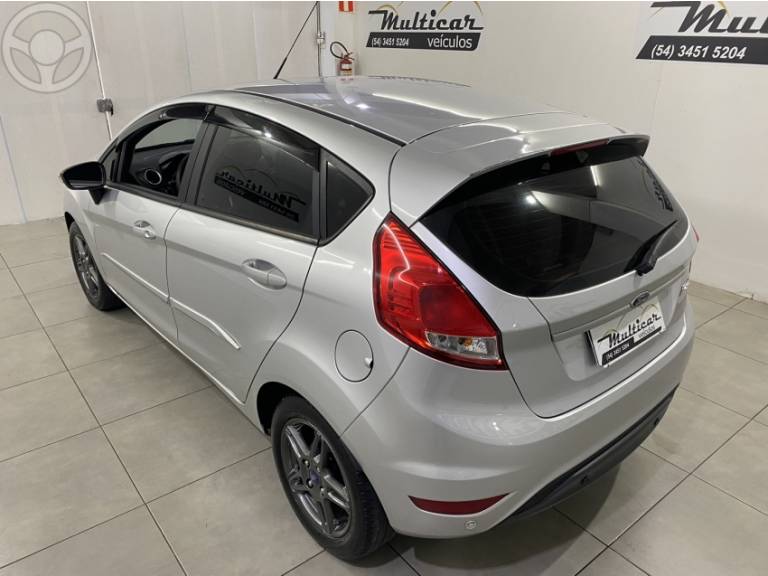 FORD - FIESTA 1.6 SEL HATCH 16V FLEX 4P AUTOMÁTICO - 2018/2018 - PRATA - R$ 59.900,00