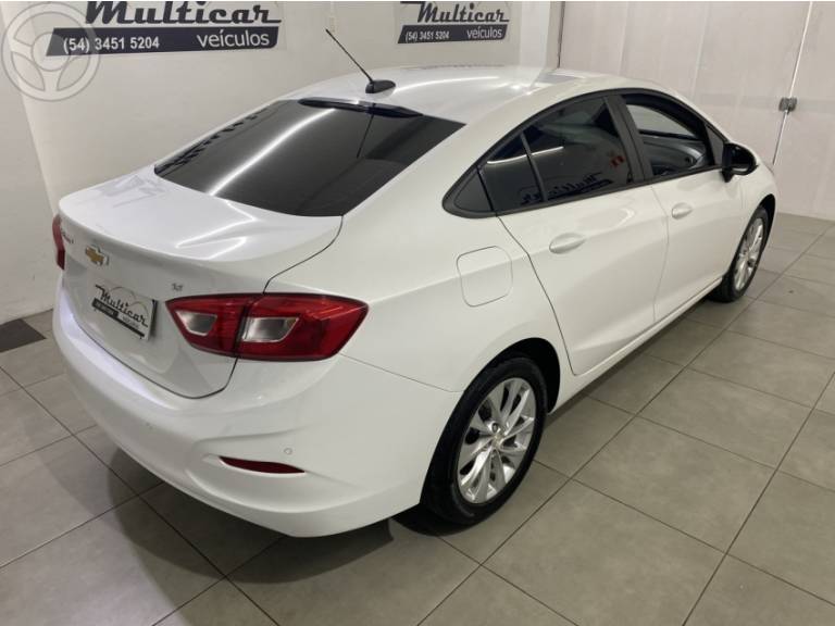 CHEVROLET - CRUZE 1.4 TURBO LT 16V FLEX 4P AUTOMÁTICO - 2019/2019 - BRANCA - R$ 92.900,00