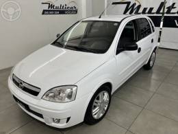 CHEVROLET - CORSA 1.4 MPFI MAXX 8V FLEX 4P MANUAL - 2011/2012 - BRANCA - R$ 34.900,00
