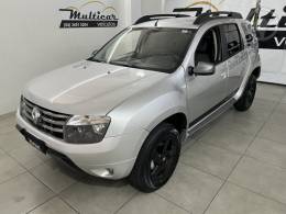 RENAULT - DUSTER 2.0 TECH ROAD 4X2 16V FLEX 4P MANUAL - 2013/2014 - PRATA - R$ 52.900,00