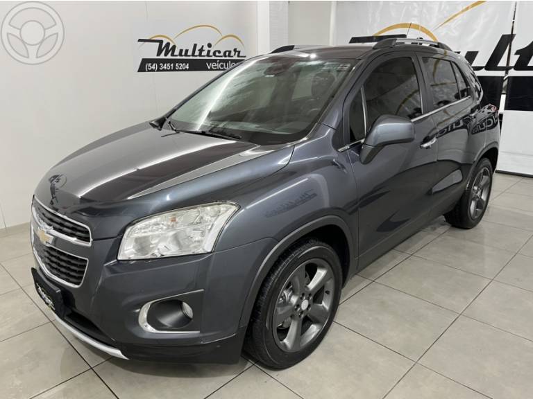 CHEVROLET - TRACKER 1.8 MPFI LTZ 4X2 16V FLEX 4P AUTOMÁTICO - 2015/2015 - CINZA - R$ 69.900,00