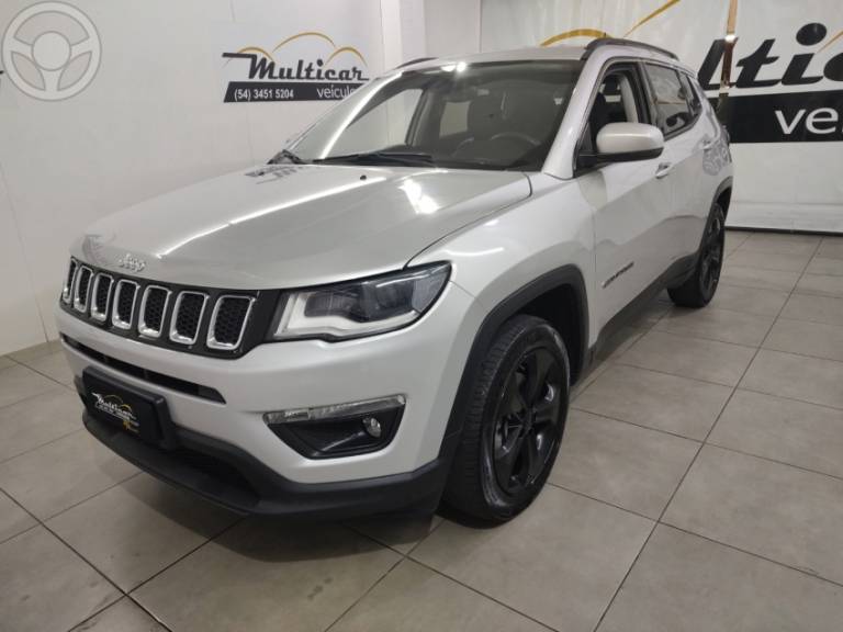 JEEP - COMPASS 2.0 16V FLEX LONGITUDE AUTOMÁTICO - 2017/2017 - PRATA - R$ 92.900,00