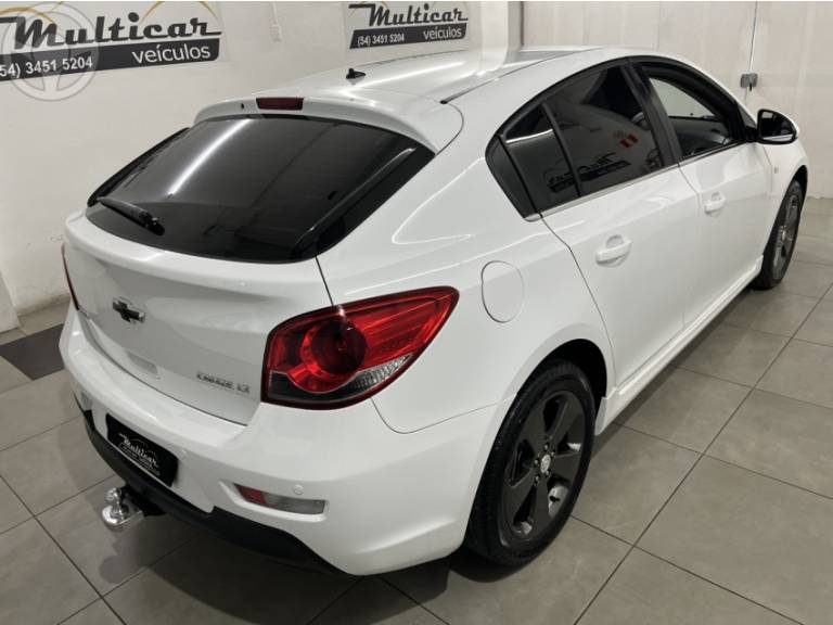 CHEVROLET - CRUZE 1.8 LT SPORT6 16V FLEX 4P MANUAL - 2014/2014 - BRANCA - R$ 59.900,00