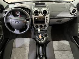 FORD - FIESTA 1.0 ROCAM HATCH 8V FLEX 4P MANUAL - 2013/2014 - PRETA - R$ 34.900,00