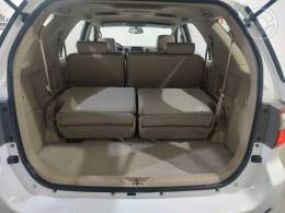 TOYOTA - HILUX SW4 3.0 SRV 4X4 7 LUGARES 16V TURBO INTERCOOLER DIESEL 4P AUTOMÁTICO - 2010/2011 - BRANCA - R$ 117.900,00