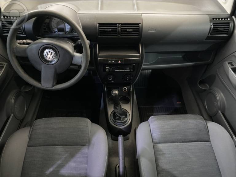 VOLKSWAGEN - FOX 1.6 MI 8V FLEX 4P MANUAL - 2008/2009 - CINZA - R$ 32.900,00