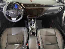 TOYOTA - COROLLA 2.0 XEI 16V FLEX 4P AUTOMÁTICO - 2018/2019 - BRANCA - R$ 107.500,00