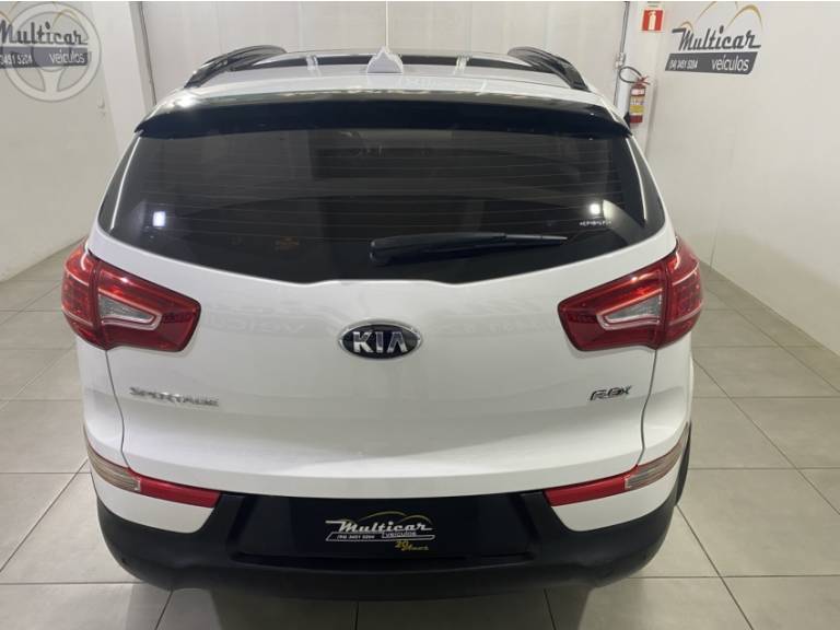 KIA MOTORS - SPORTAGE 2.0 EX 4X2 16V FLEX 4P AUTOMÁTICO - 2014/2014 - BRANCA - R$ 82.900,00