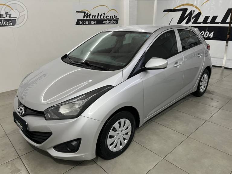 HYUNDAI - HB20 1.0 COMFORT PLUS 12V FLEX 4P MANUAL - 2015/2015 - PRATA - R$ 47.900,00