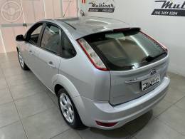 FORD - FOCUS 2.0 TITANIUM HATCH 16V FLEX 4P AUTOMÁTICO - 2012/2013 - PRATA - R$ 50.000,00