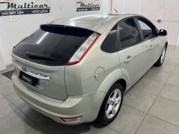 FORD - FOCUS 1.6 GLX 16V FLEX 4P MANUAL - 2011/2012 - PRATA - R$ 44.500,00