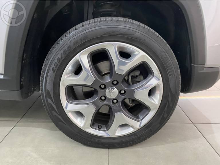 JEEP - COMPASS 2.0 16V DIESEL LONGITUDE 4X4 AUTOMÁTICO - 2019/2019 - CINZA - R$ 122.000,00