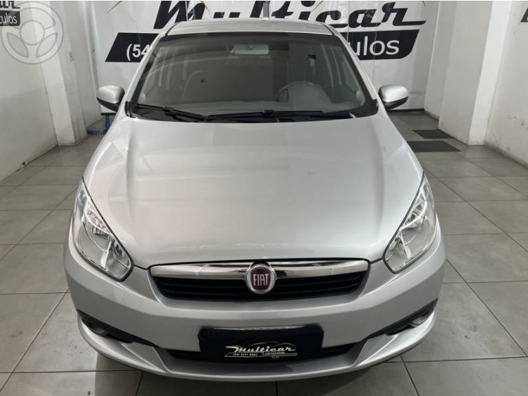 FIAT - GRAND SIENA 1.6 MPI ESSENCE 16V FLEX 4P AUTOMATIZADO - 2015/2015 - PRATA - R$ 41.000,00