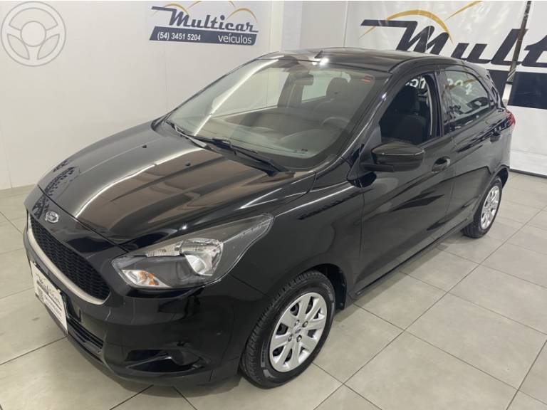 FORD - KA 1.0 SE 12V FLEX 4P MANUAL - 2015/2016 - PRETA - R$ 41.900,00