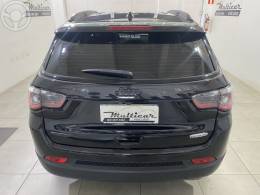 JEEP - COMPASS 2.0 16V FLEX LONGITUDE AUTOMÁTICO - 2021/2021 - PRETA - R$ 112.900,00