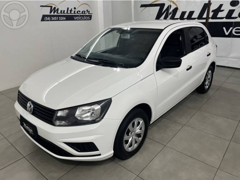 VOLKSWAGEN - GOL 1.0 12V MPI TOTALFLEX 4P MANUAL - 2019/2019 - BRANCA - R$ 41.900,00
