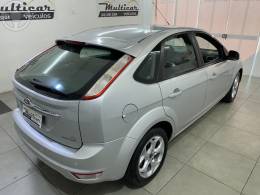 FORD - FOCUS 2.0 TITANIUM HATCH 16V FLEX 4P AUTOMÁTICO - 2012/2013 - PRATA - R$ 50.000,00