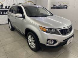 KIA MOTORS - SORENTO 2.4 EX2 4X2 16V 4P AUTOMÁTICO - 2010/2011 - PRATA - R$ 60.000,00