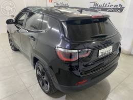 JEEP - COMPASS 2.0 16V FLEX LONGITUDE AUTOMÁTICO - 2021/2021 - PRETA - R$ 112.900,00