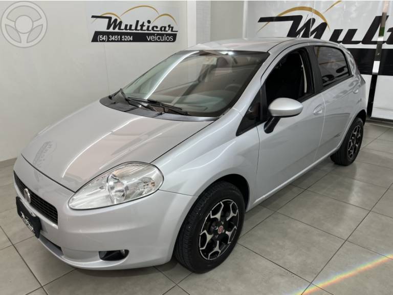 FIAT - PUNTO 1.4 ELX 8V FLEX 4P MANUAL - 2010/2010 - PRATA - R$ 30.900,00