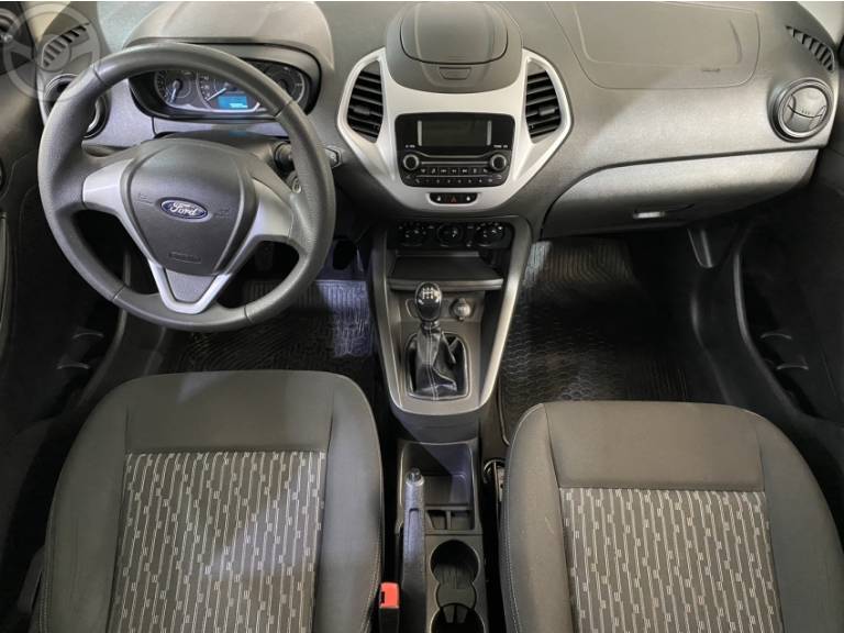 FORD - KA 1.0 SE 12V FLEX 4P MANUAL - 2018/2019 - BRANCA - R$ 48.900,00