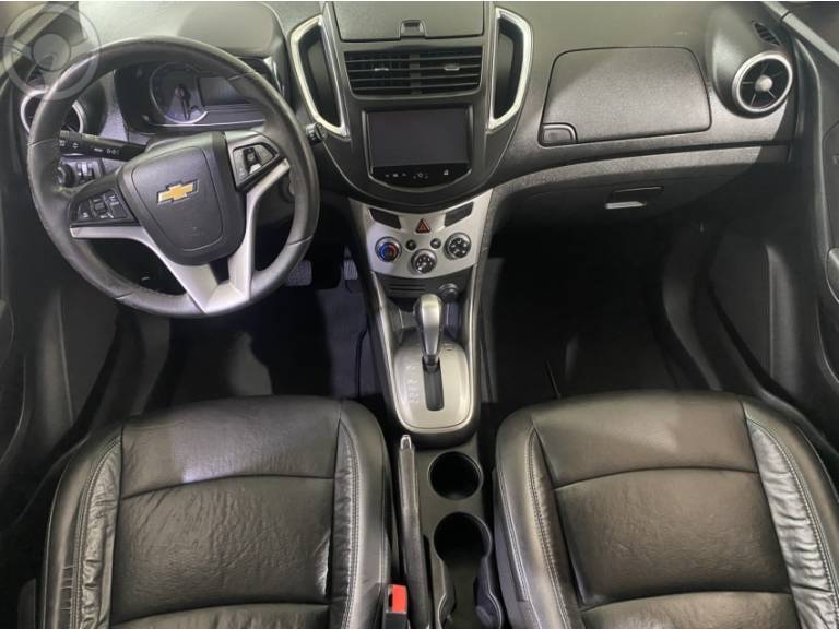 CHEVROLET - TRACKER 1.8 MPFI LTZ 4X2 16V FLEX 4P AUTOMÁTICO - 2014/2015 - BRANCA - R$ 70.900,00